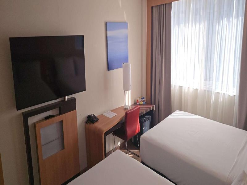 Regency Barra Hotel image