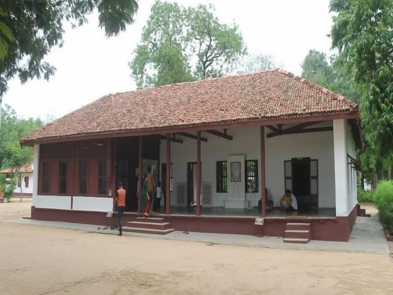 Hotel Green Tree image