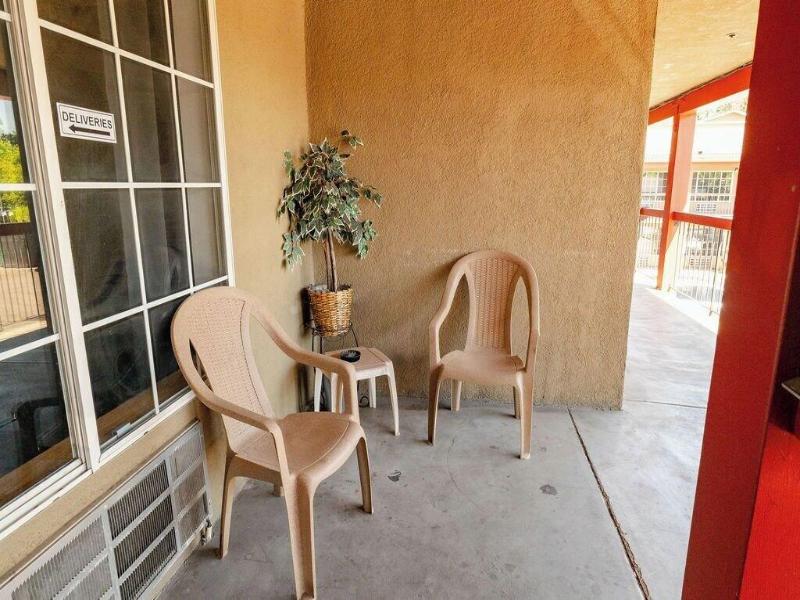 Rose City Inn And Suites — general view