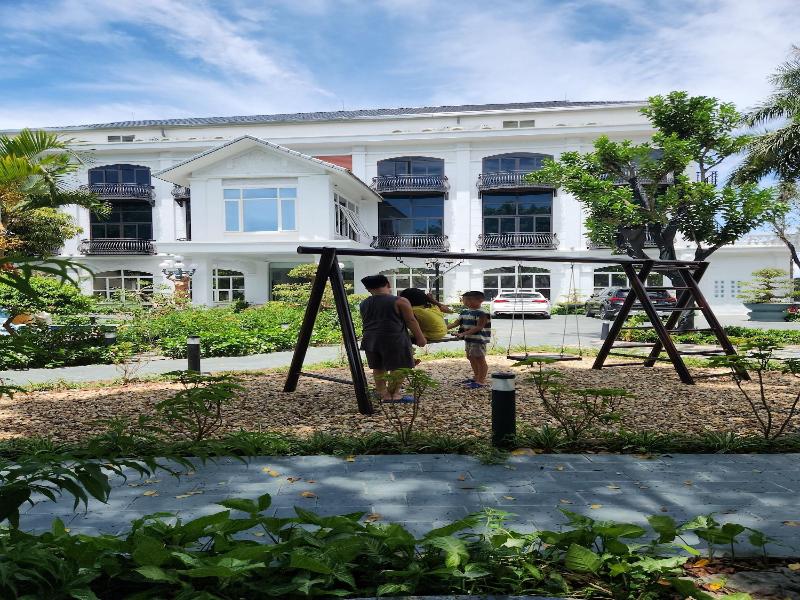 Chã¢u Sæ¡n Garden Resort image