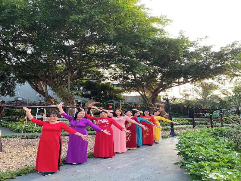 Chã¢u Sæ¡n Garden Resort image