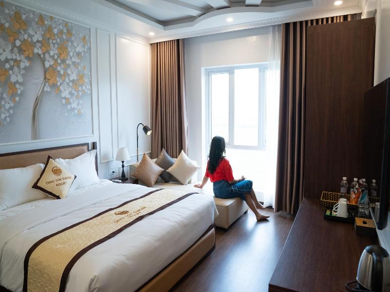 Chã¢u Sæ¡n Garden Resort image