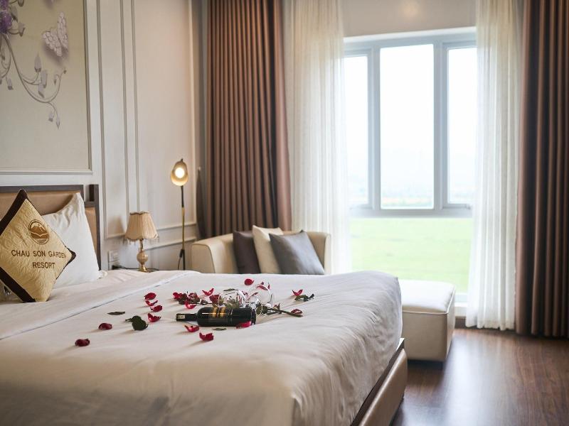 Chã¢u Sæ¡n Garden Resort image