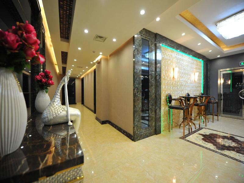 Royal Mountain Hotel image