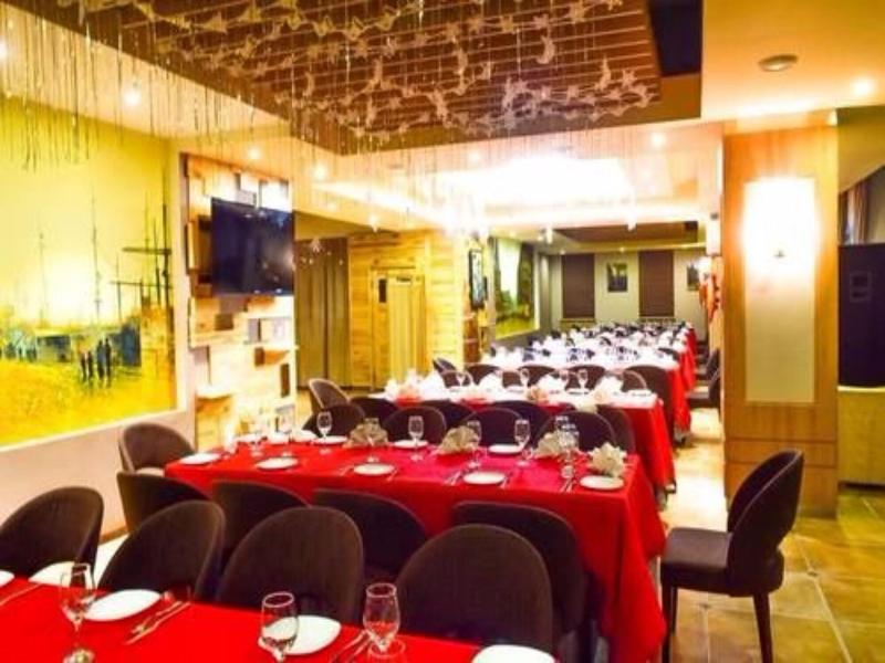 Royal Mountain Hotel image
