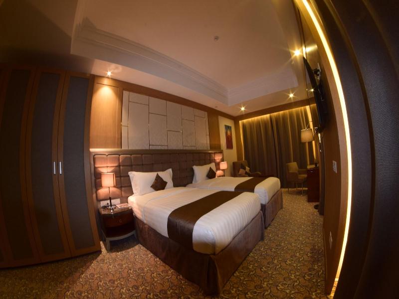 Royal Mountain Hotel image