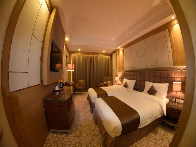 Royal Mountain Hotel image
