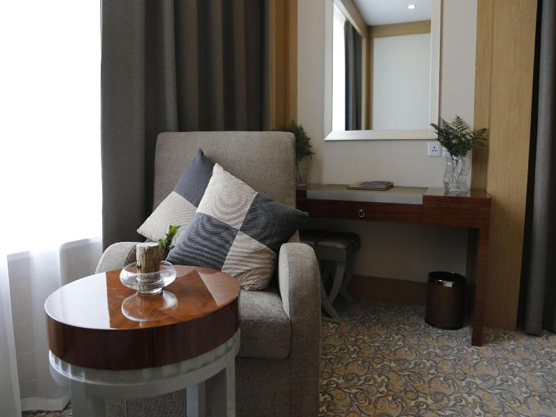 Royal Mountain Hotel image