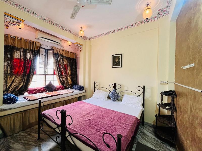 Hotel Heritage Haveli image
