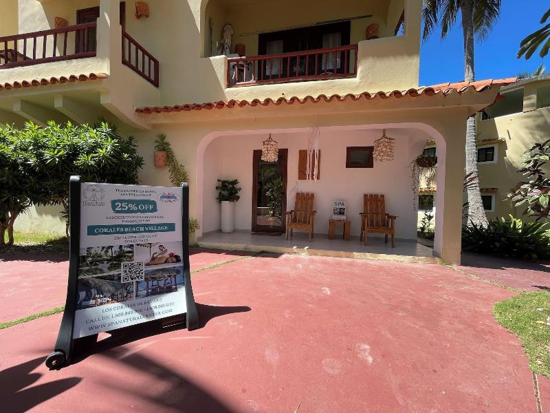 Bavaro Seaside Villas Beach Hotel & Spa image