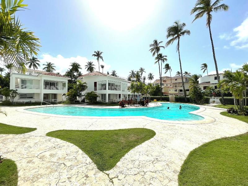 Bavaro Seaside Villas Beach Hotel & Spa image