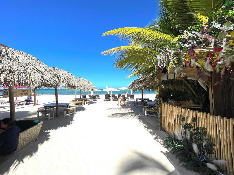 Bavaro Seaside Villas Beach Hotel & Spa image