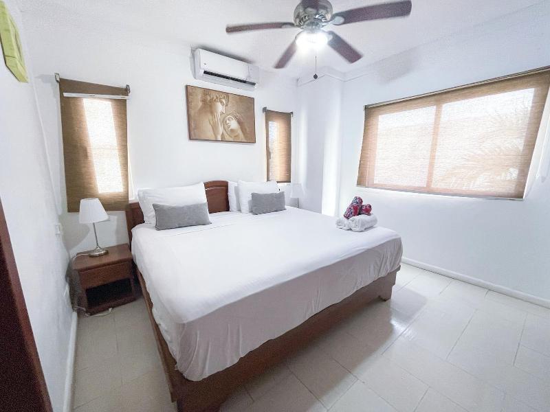 Bavaro Seaside Villas Beach Hotel & Spa image