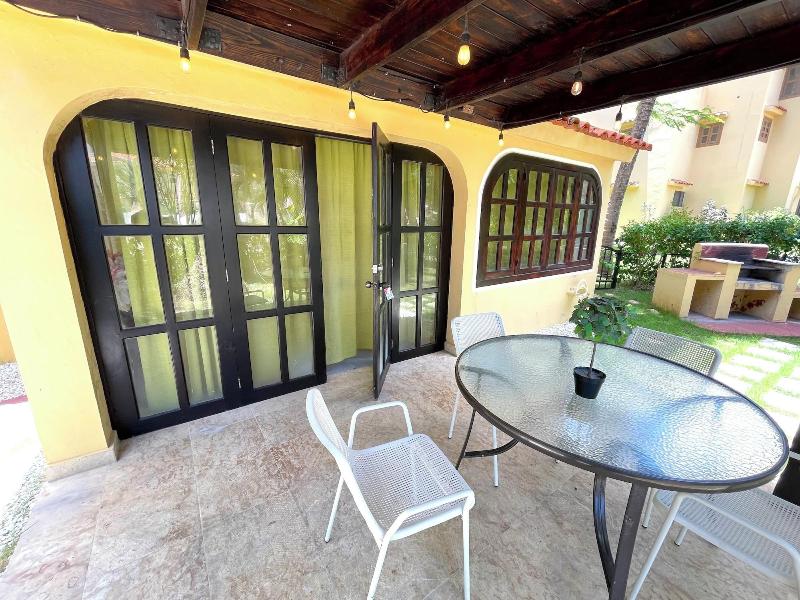 Bavaro Seaside Villas Beach Hotel & Spa image