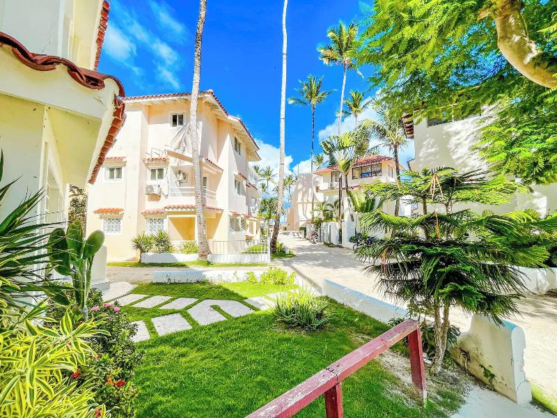 Bavaro Seaside Villas Beach Hotel & Spa image