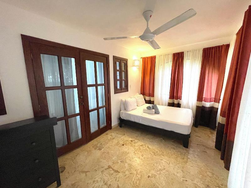 Bavaro Seaside Villas Beach Hotel & Spa image