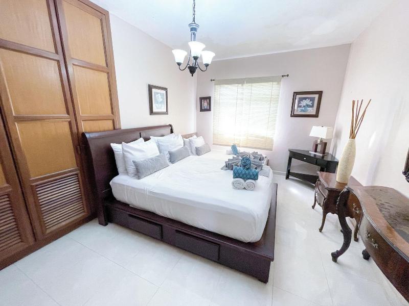 Bavaro Seaside Villas Beach Hotel & Spa image
