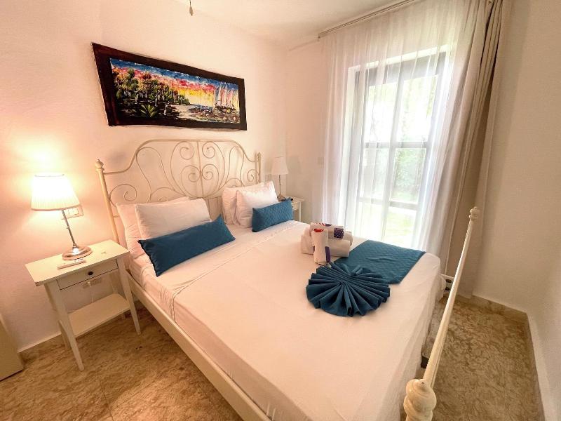 Bavaro Seaside Villas Beach Hotel & Spa image