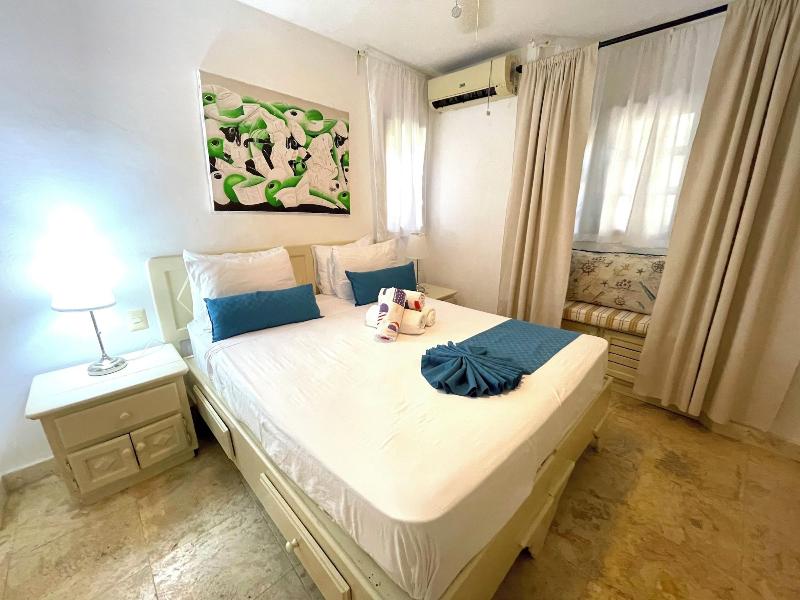 Bavaro Seaside Villas Beach Hotel & Spa image
