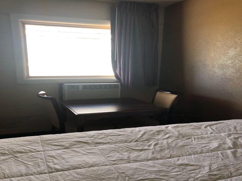 Triangle Inn Motel image
