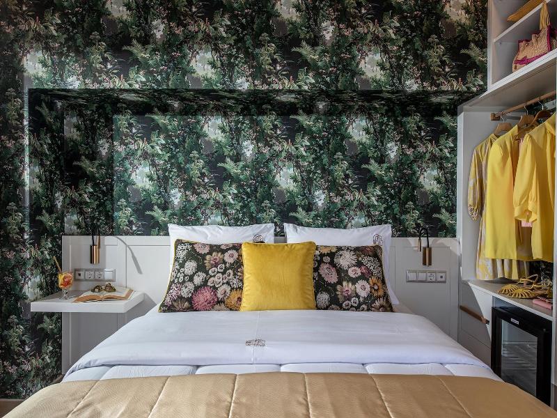 Vespera City Hotel image