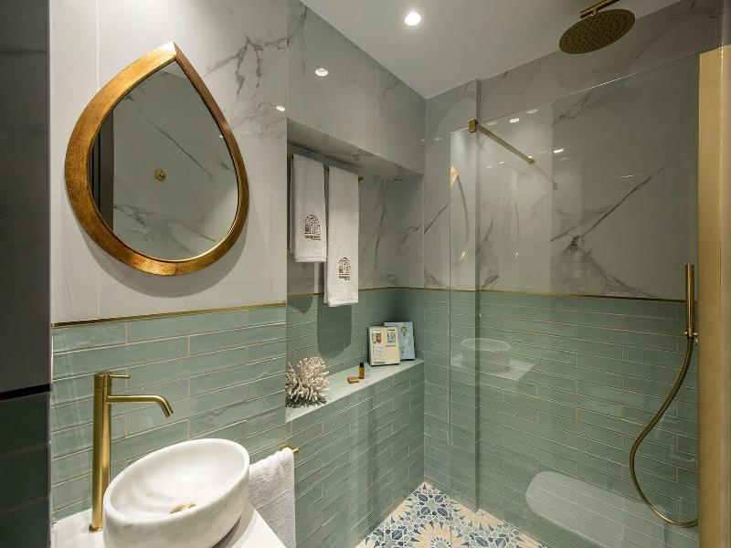 Vespera City Hotel image