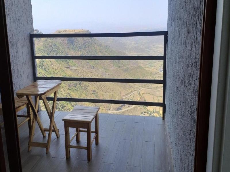 Halle Hotel Lalibela image