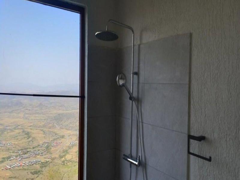 Halle Hotel Lalibela image