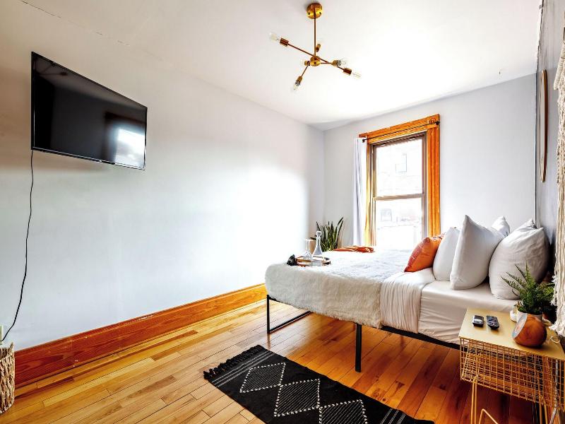 Jungle House Luxury Lofts Â€“ Short North High S image