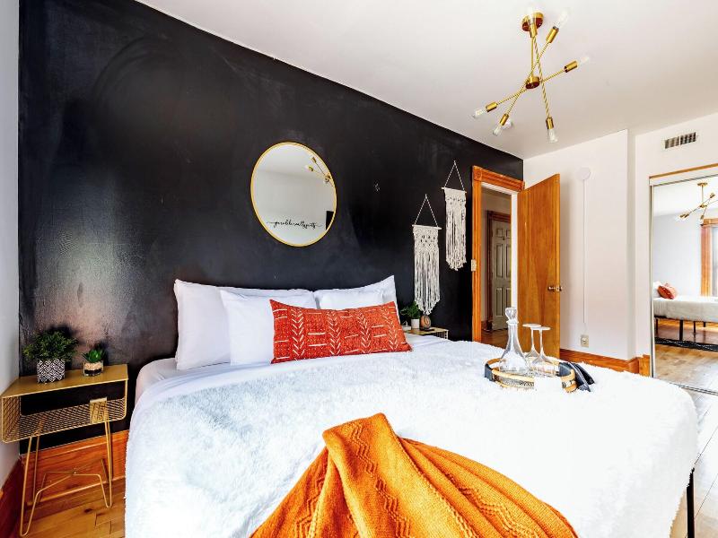 Jungle House Luxury Lofts Â€“ Short North High S image