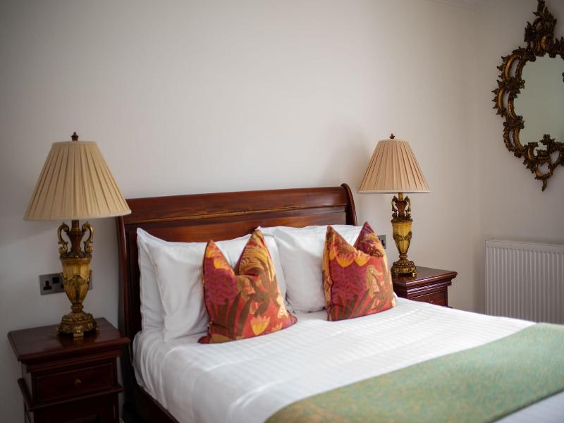 The Retreat New Forest image