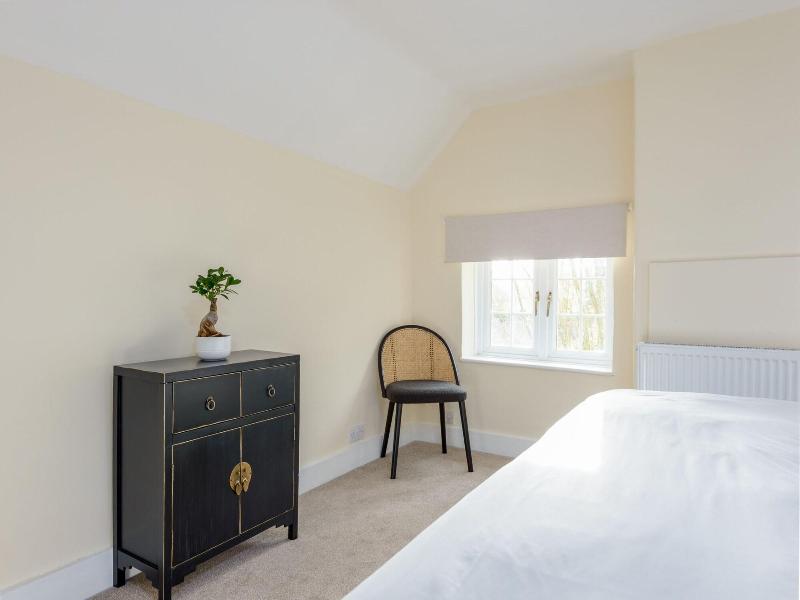 The Retreat New Forest image