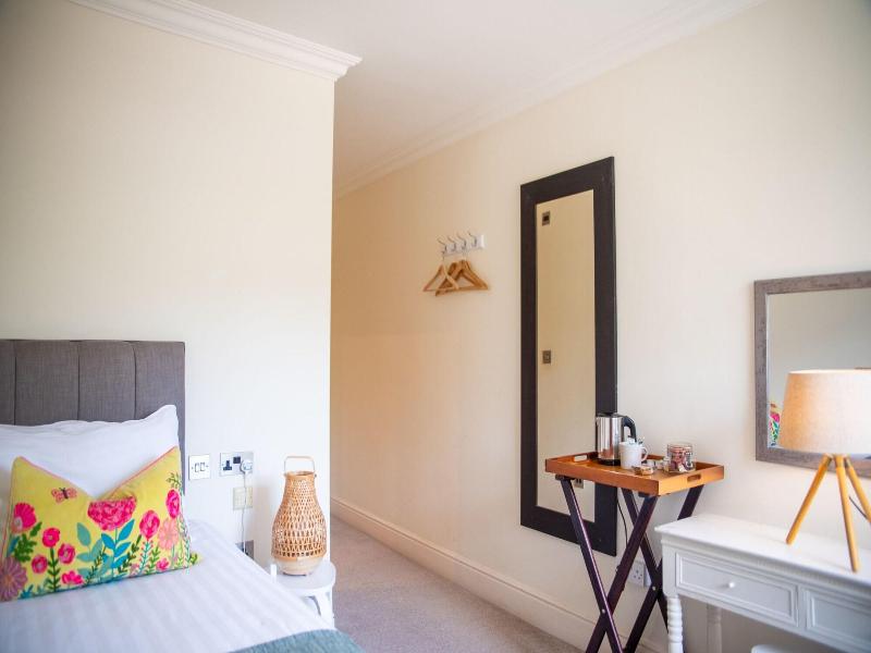 The Retreat New Forest image