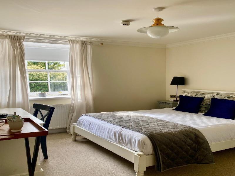 The Retreat New Forest image