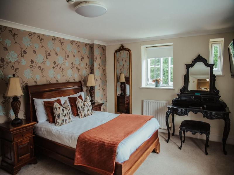 The Retreat New Forest image