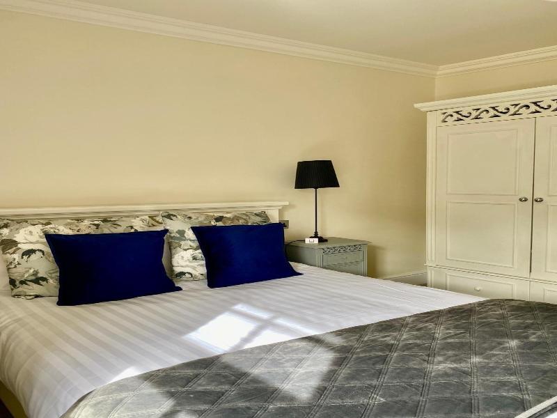 The Retreat New Forest image