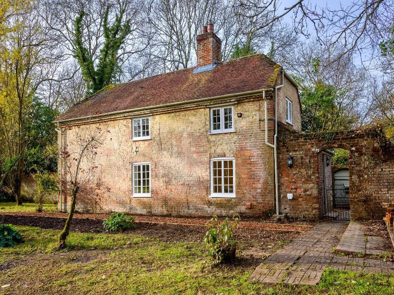 The Retreat New Forest image
