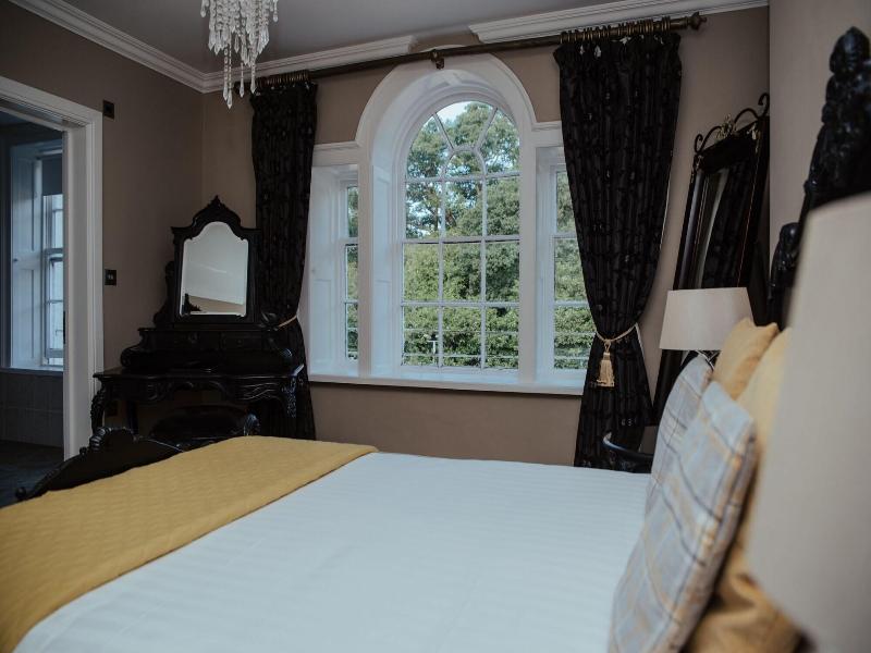 The Retreat New Forest image
