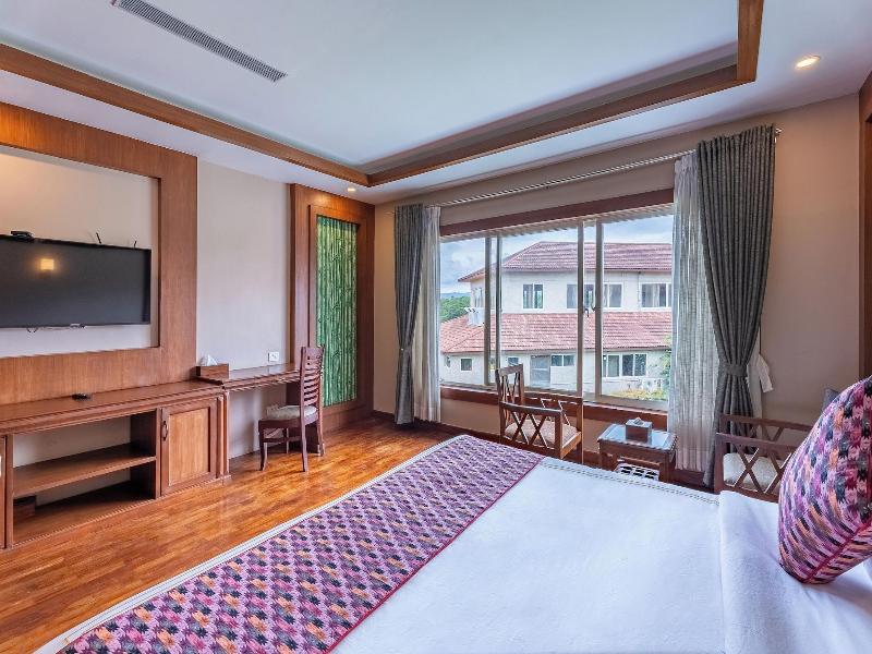 River Bank Jungle Resort image