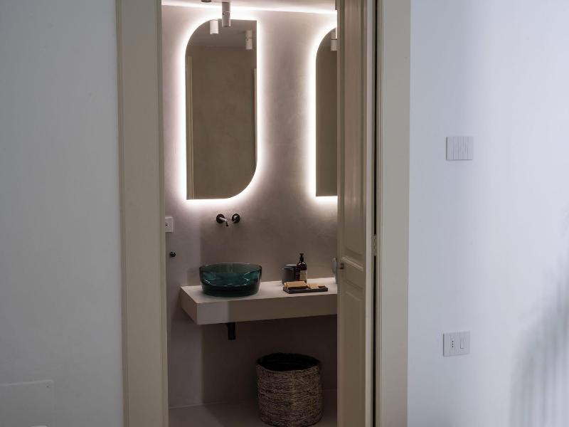 Palazzo Console image