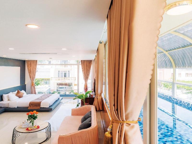 Quy Tai Premium Hotel image