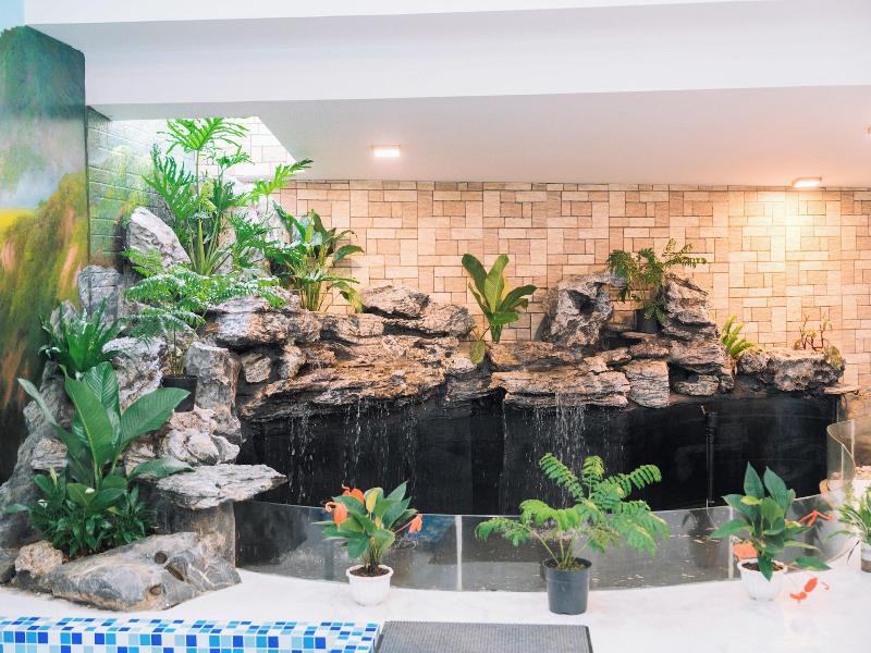 Quy Tai Premium Hotel image