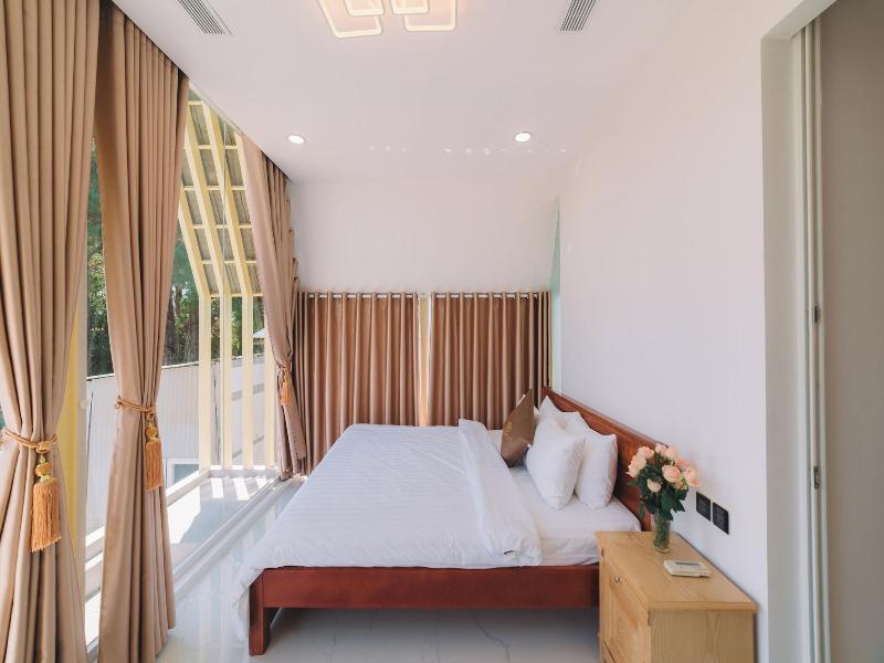 Quy Tai Premium Hotel image
