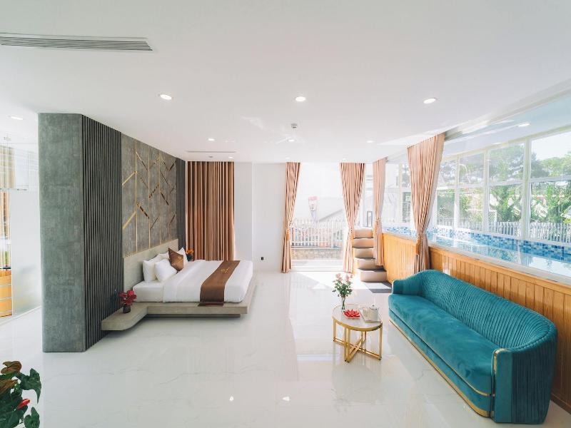 Quy Tai Premium Hotel image