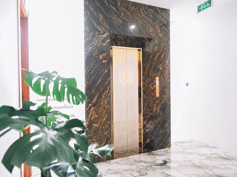 Quy Tai Premium Hotel image