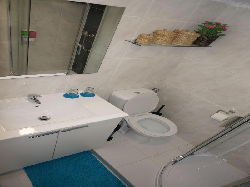 Oriente Dna Studios & Rooms image