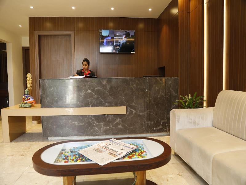Hotel The Royal Vista image