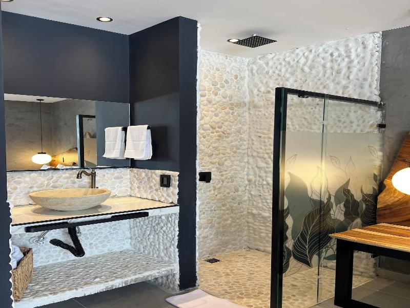 Hotel Zelva Negra image