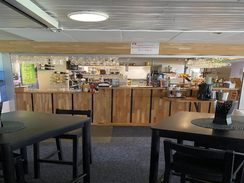 Bedinge Golfklubb Hotell image