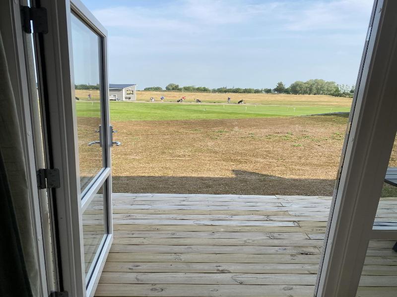 Bedinge Golfklubb Hotell image